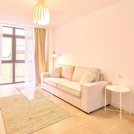 Universitas Centro By Keyhom Apartment *